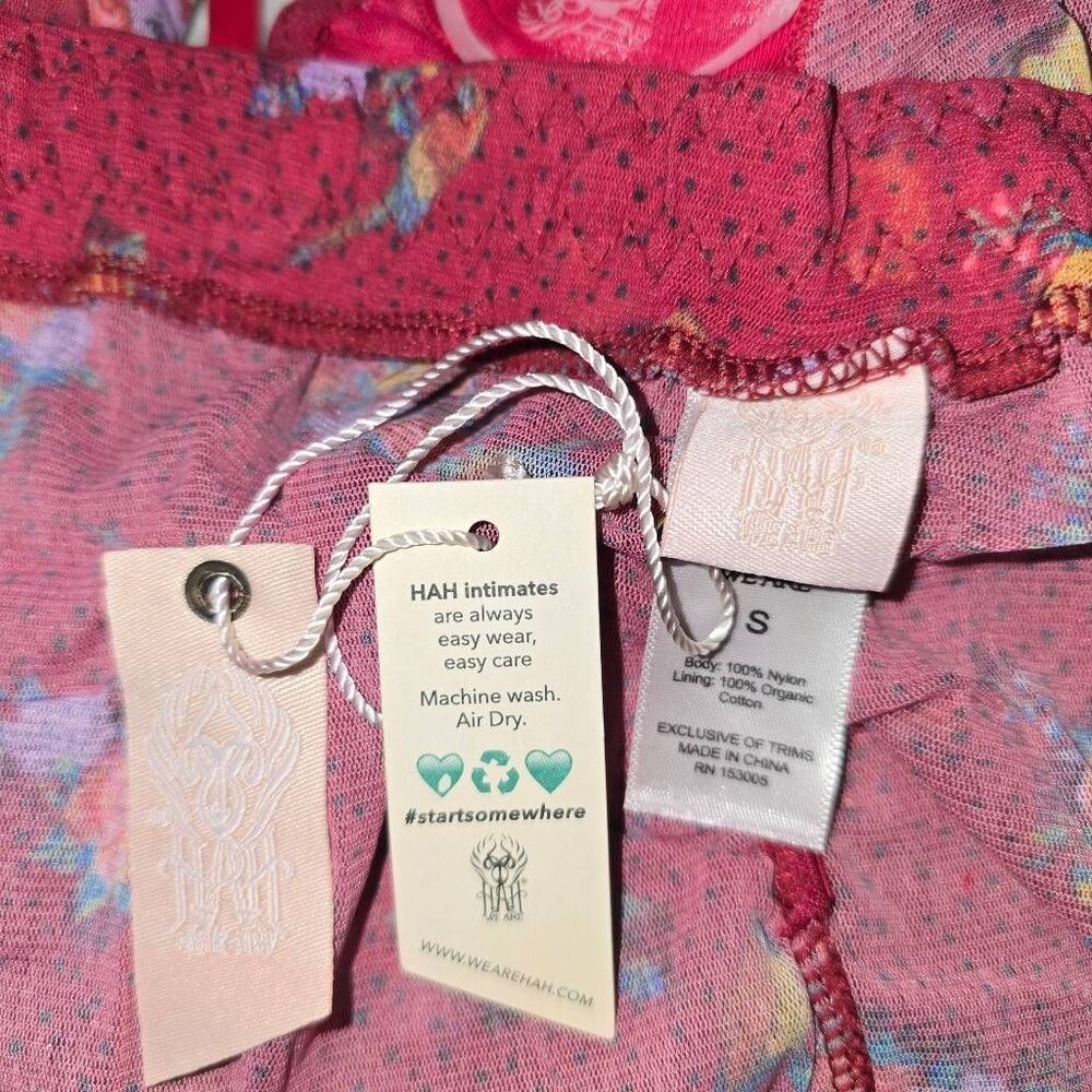 We are HAH Cheap Perfume Wino Butterfly Bodysuit X-Large - Picture 5 of 6